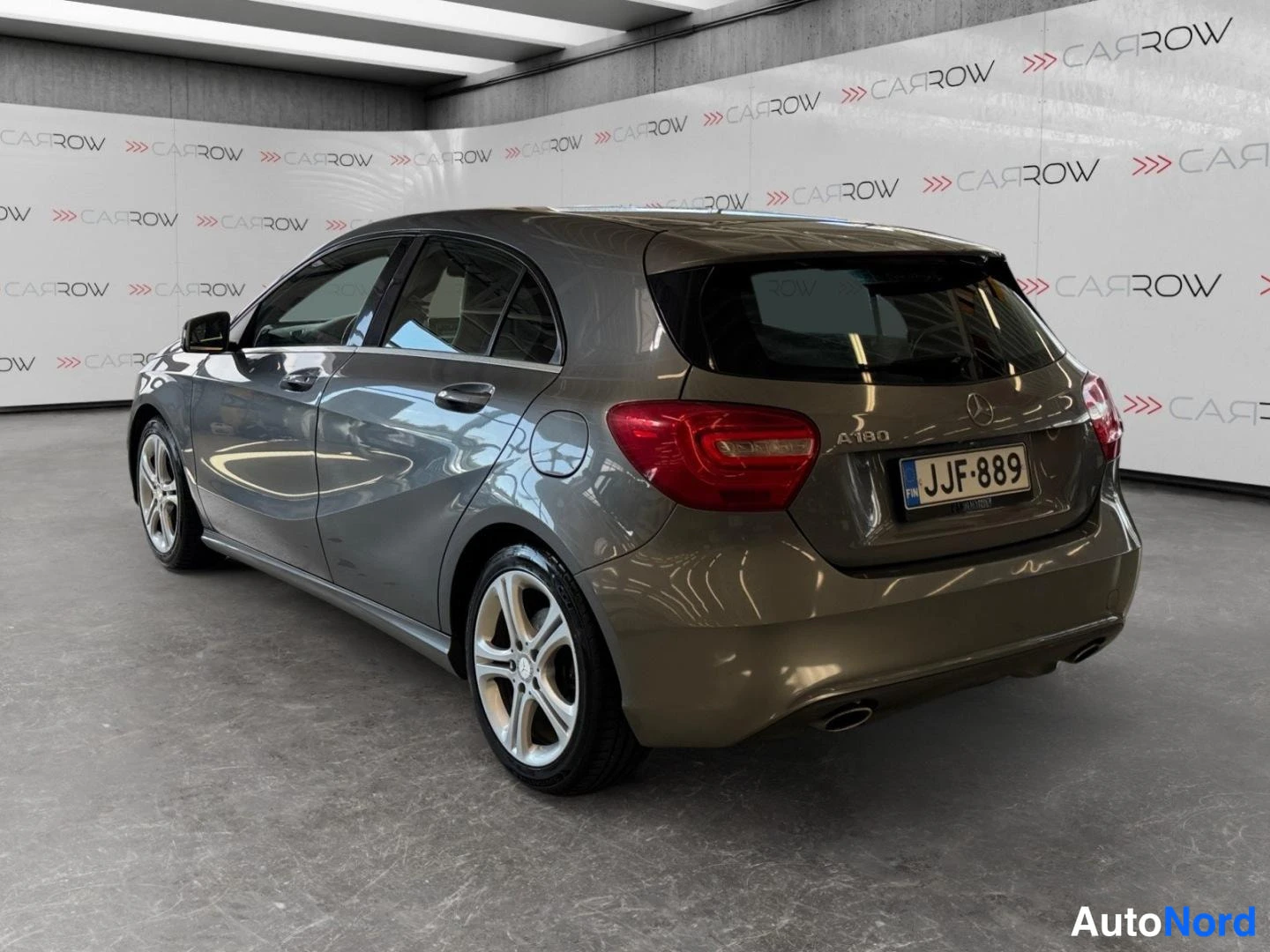 Grey Mercedes-Benz A 180 2014, rear three-quarter, photo 7