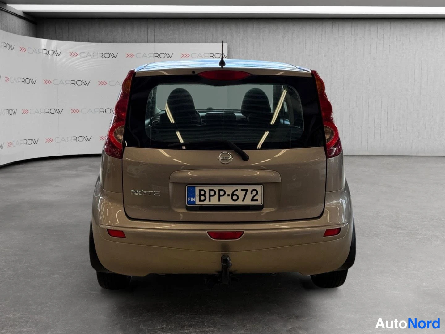 Ruskea Nissan Note 2012, takaa, kuva 8