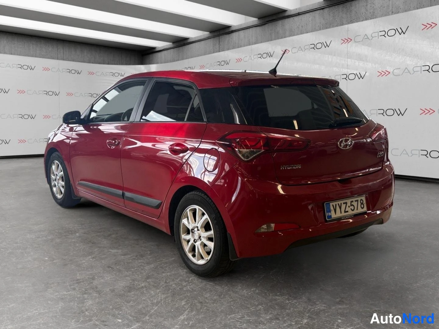 Punainen Hyundai i20 2016, takaviisto, kuva 7