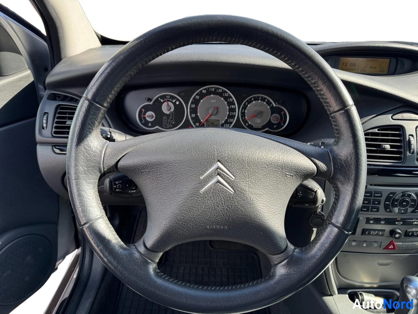 Harmaa Citroen C5 2006, yksityiskohta, kuva 14