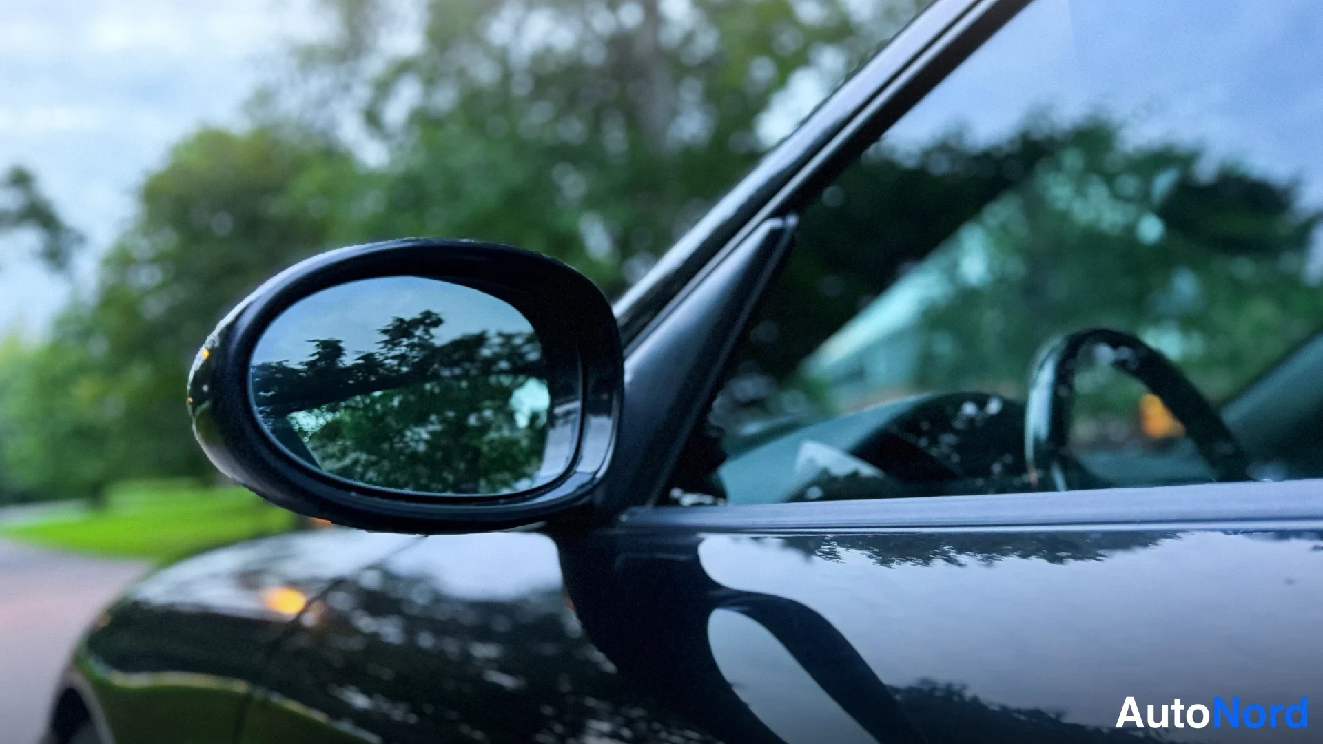 Musta Porsche 911 Carrera 4S 2006, yksityiskohta, kuva 18