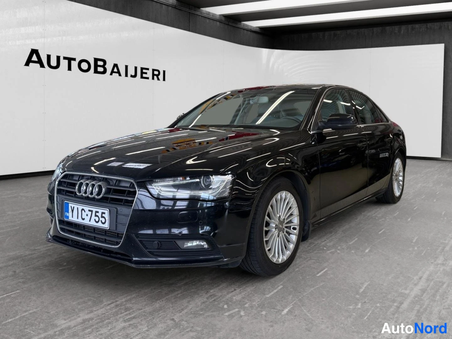 Audi A4 Business 1,8 TFSI multitronic 2012