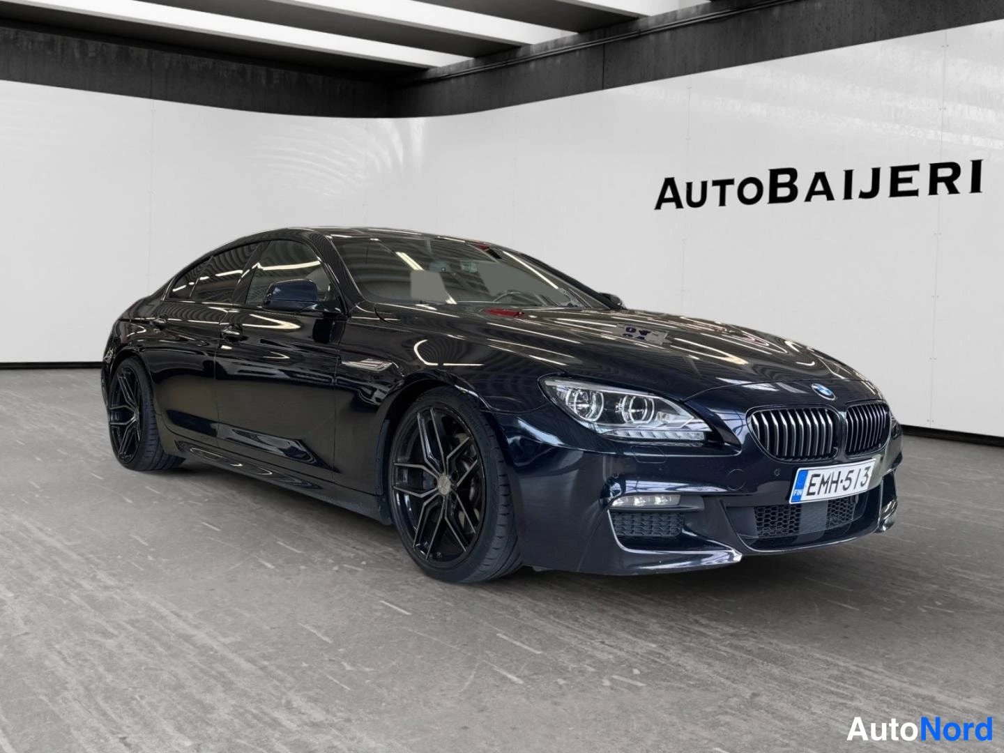 Musta BMW 640d xDrive 2013, etuviisto, keula oikealle, kuva 3