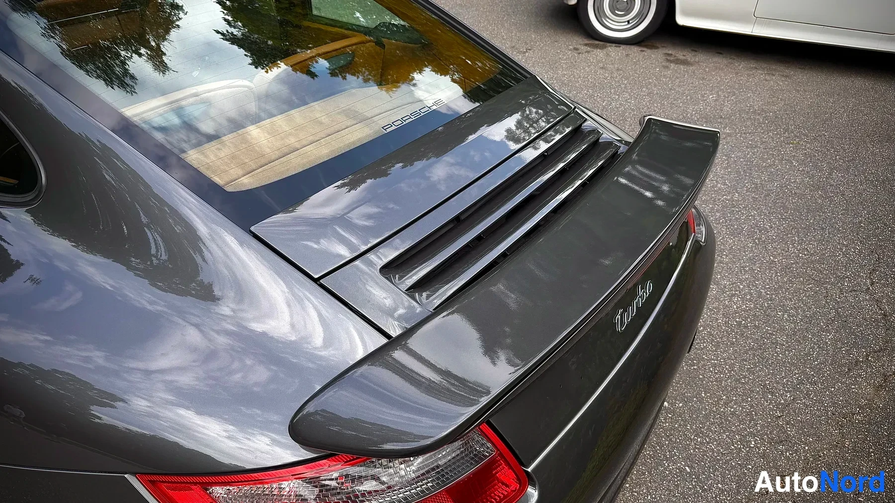 Harmaa Porsche 911 2007, yksityiskohta, kuva 3