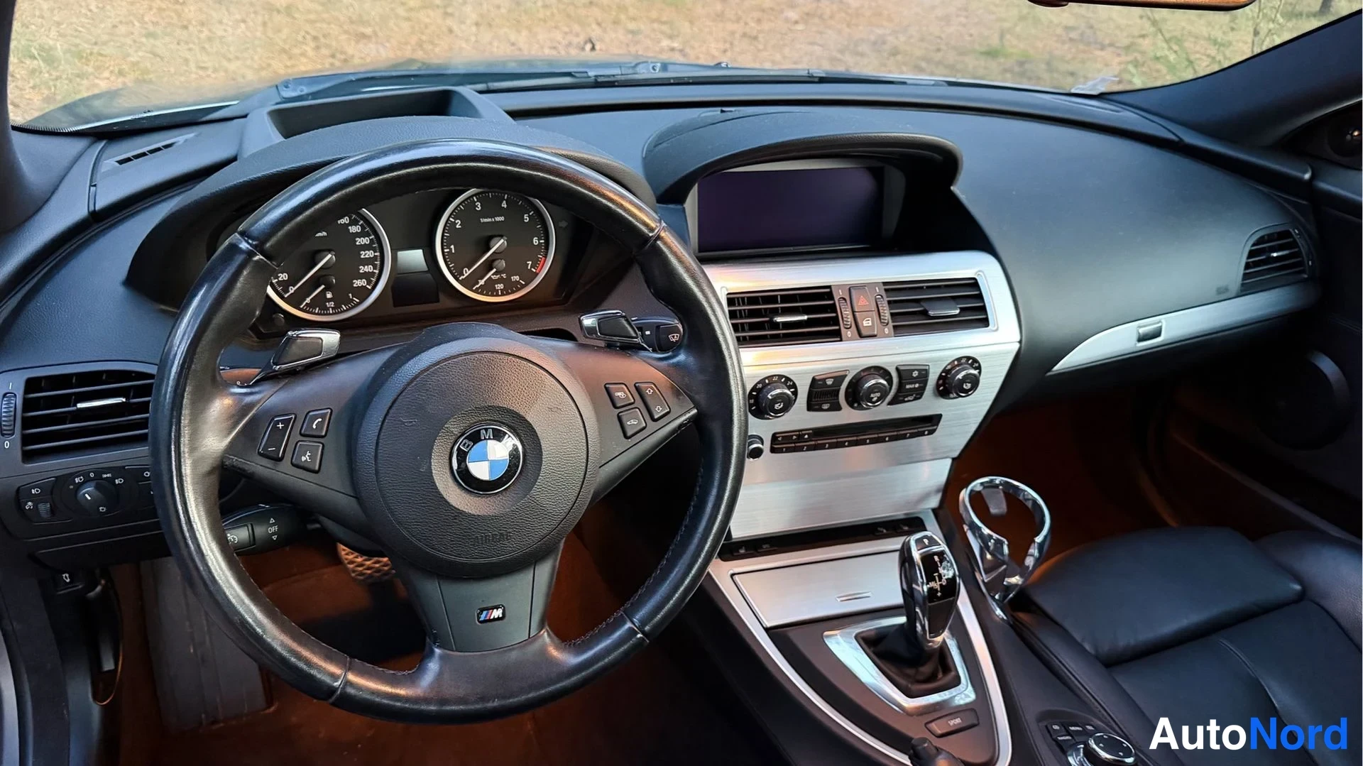 Hopea BMW 650i 2009, ohjaamo, kuva 14