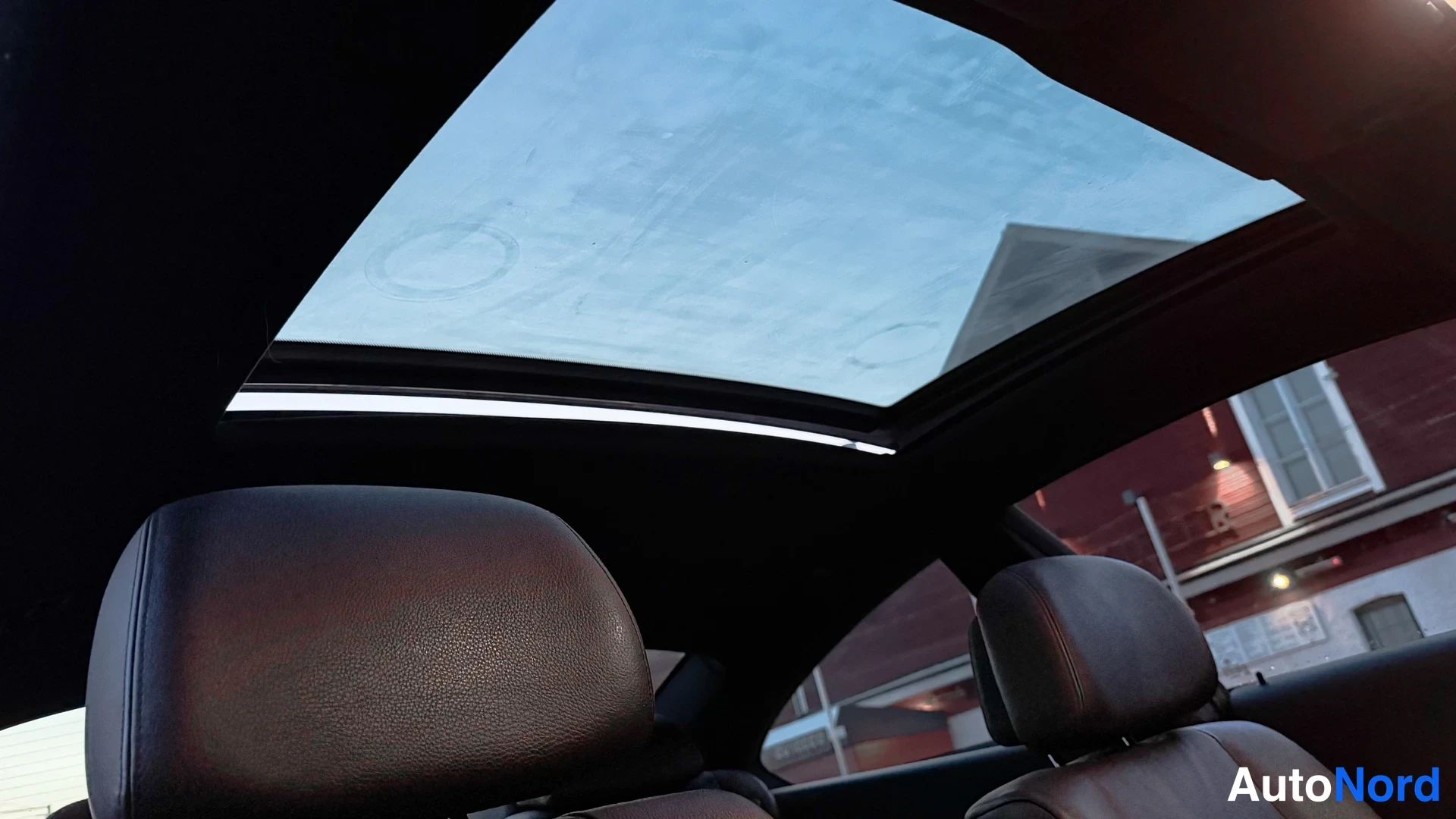 Hopea BMW 650i 2009, ohjaamo, kuva 15