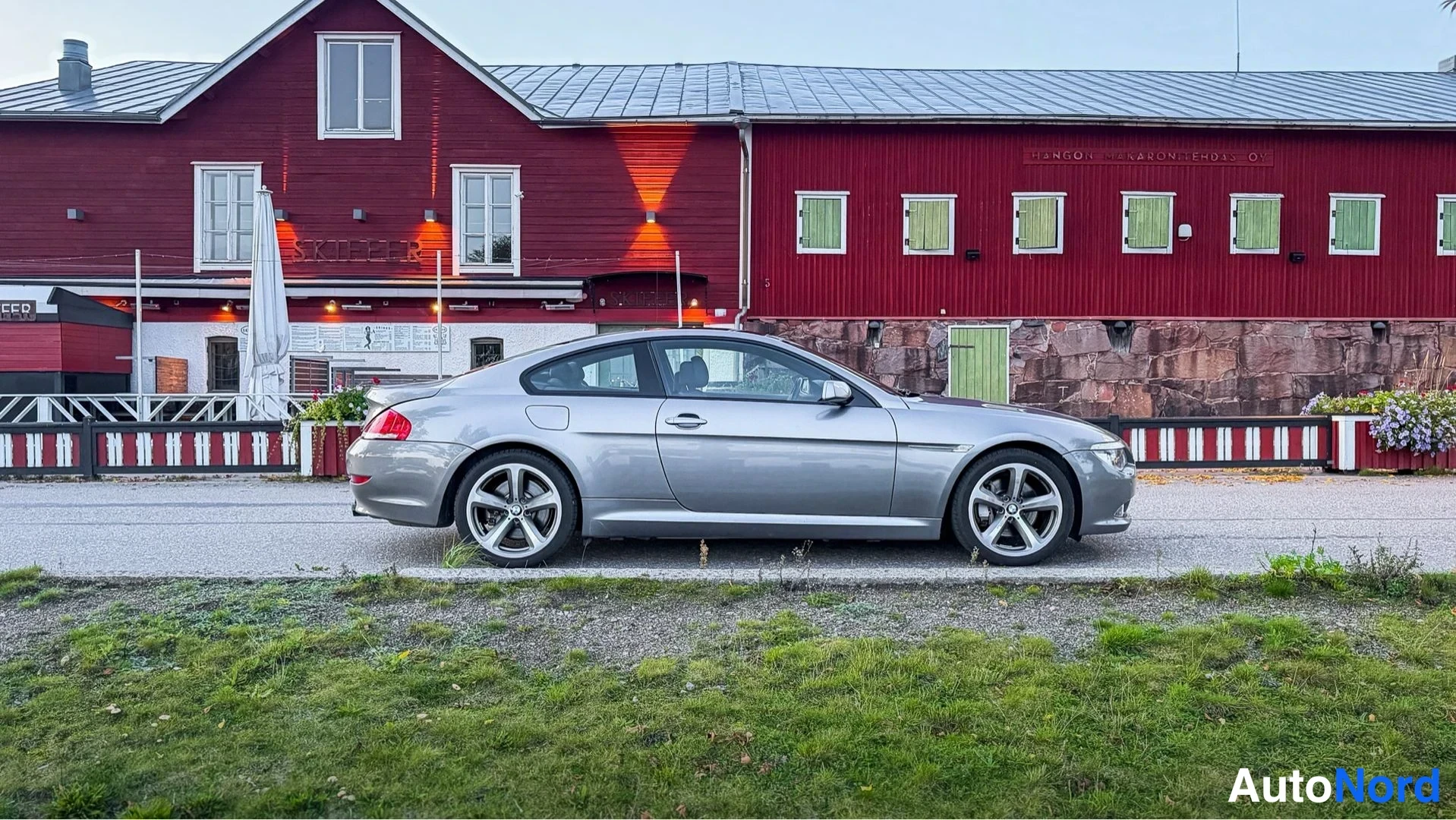 Hopea BMW 650i 2009, sivulta, kuva 6