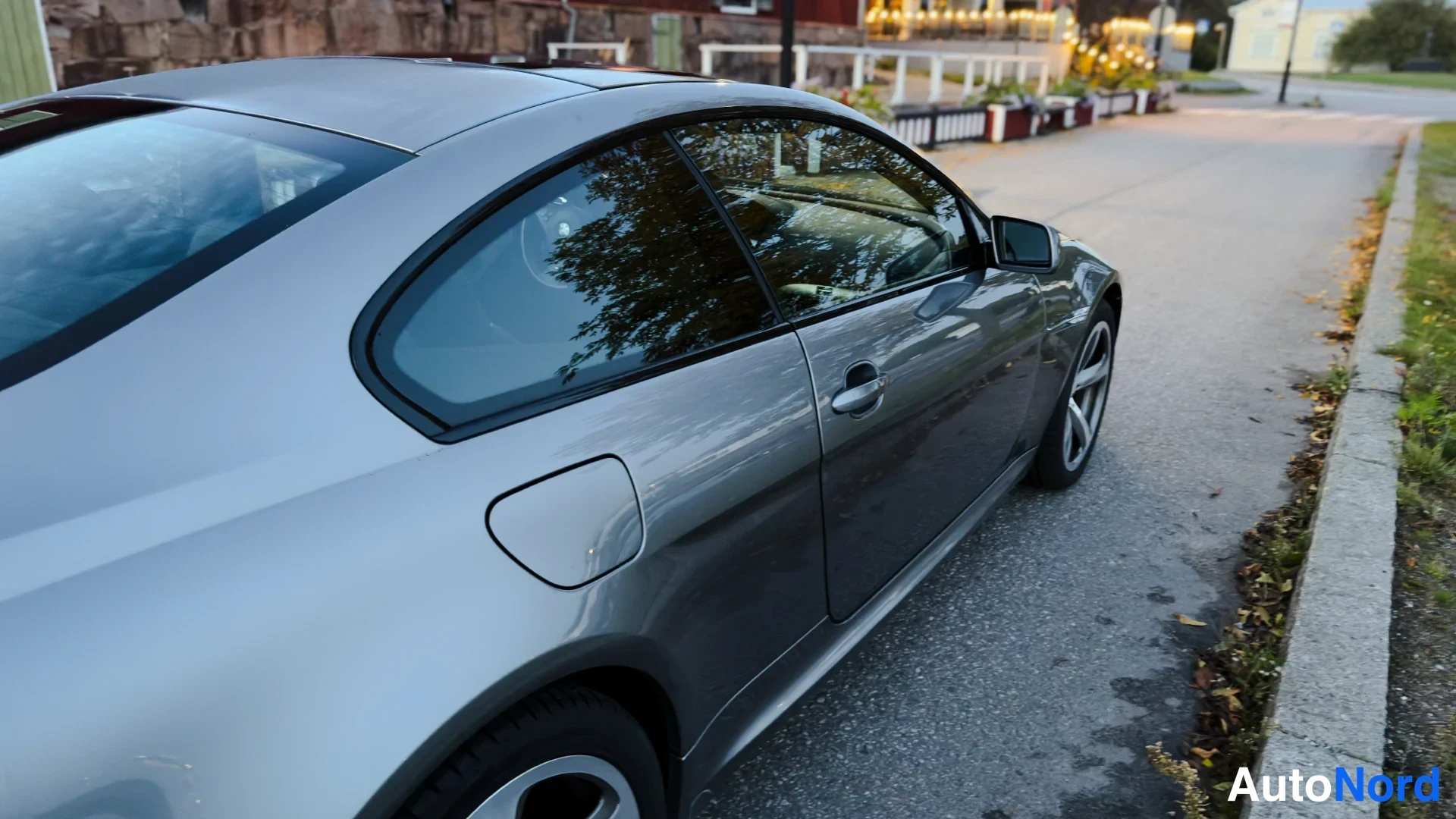 Hopea BMW 650i 2009, sivulta, kuva 8