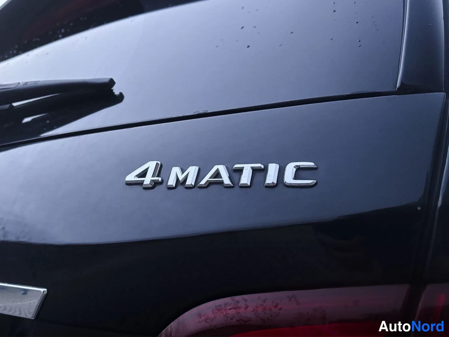 Musta Mercedes-Benz GLE 500 e 4MATIC 2016, yksityiskohta, kuva 25