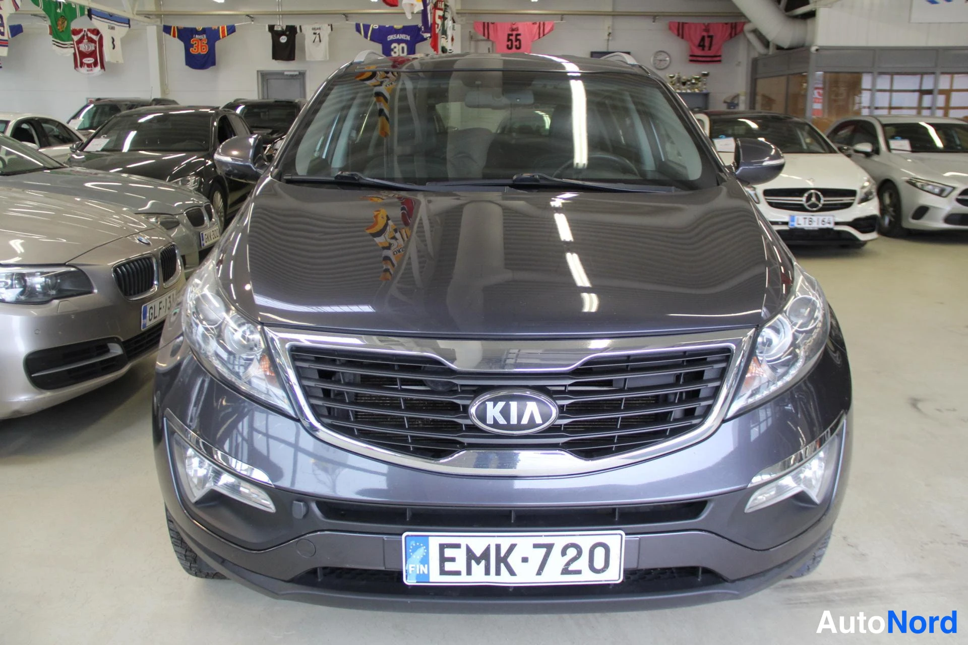 Harmaa Kia Sportage 2013, edestä, kuva 3