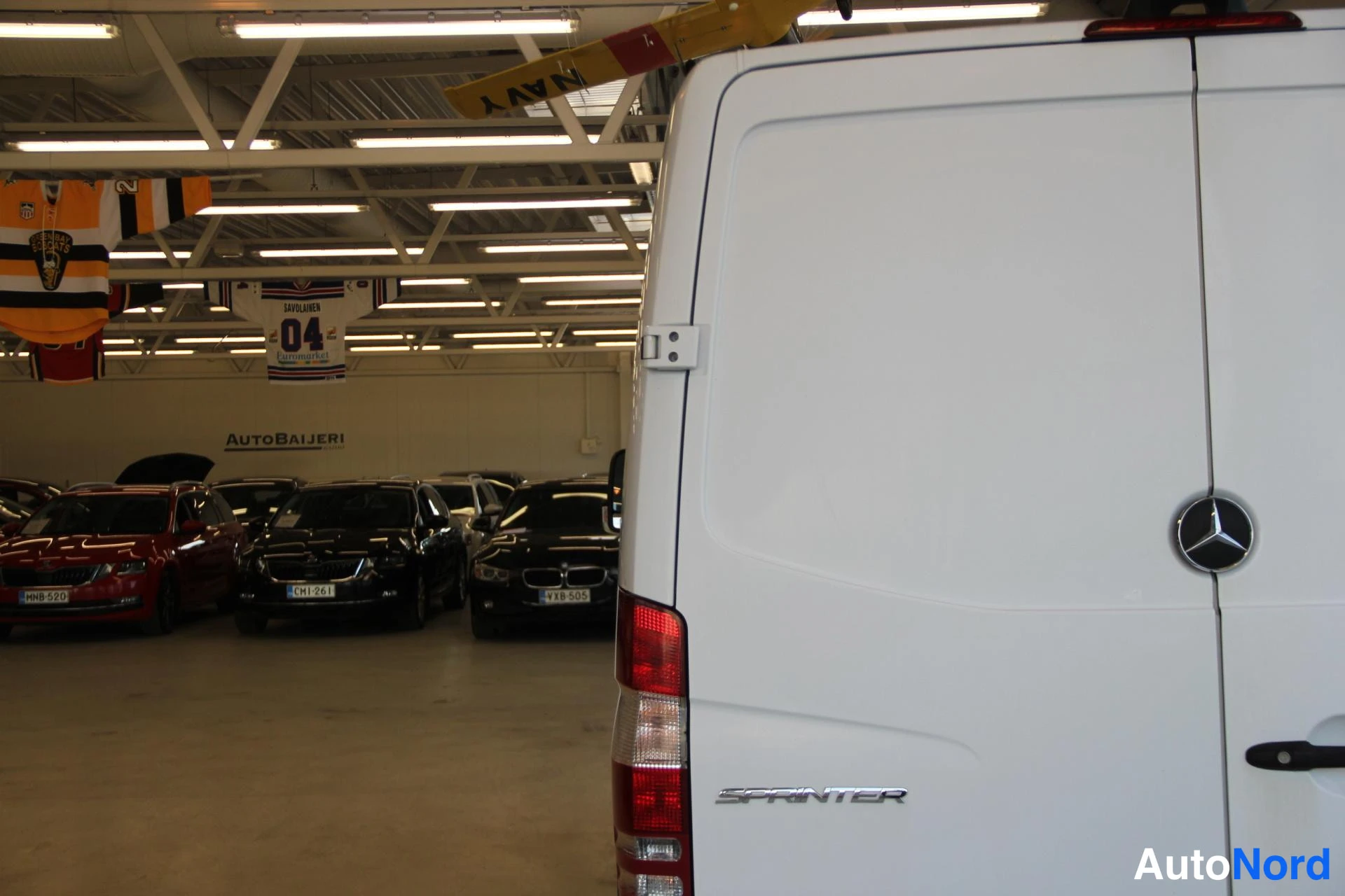 Valkoinen Mercedes-Benz Sprinter 316 CDI 2015, takaviisto, kuva 6