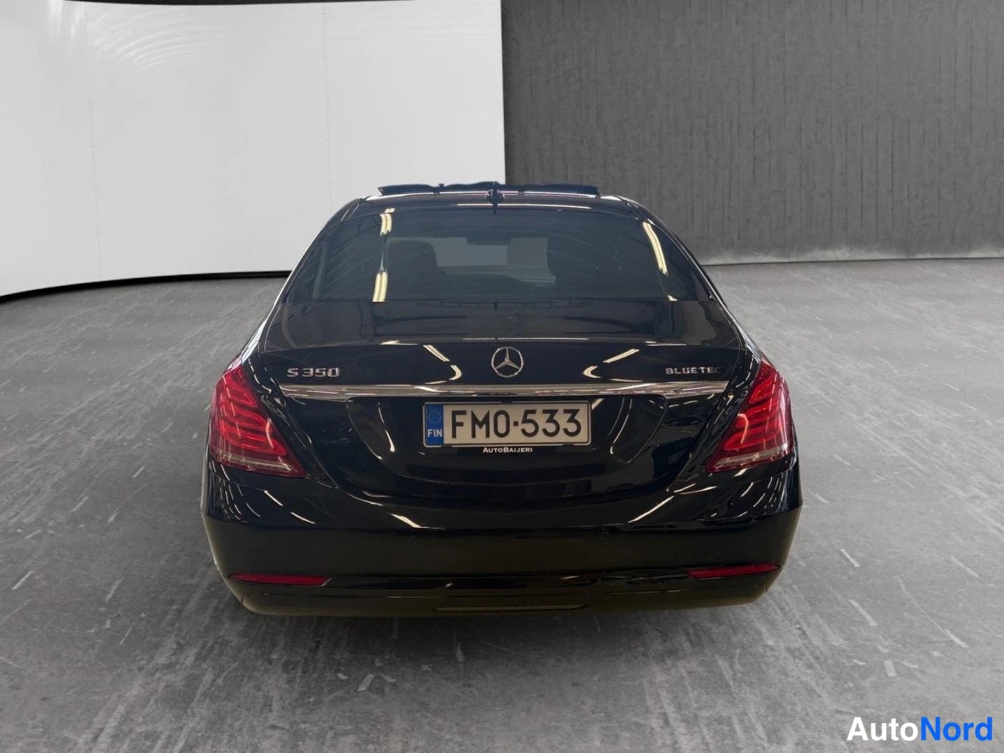 Musta Mercedes-Benz S 350 BlueTEC 2014, takaa, kuva 8