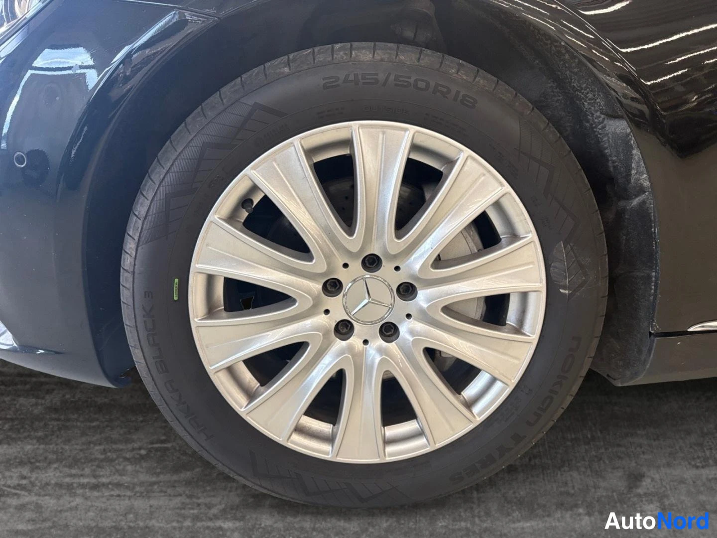 Musta Mercedes-Benz S 350 BlueTEC 2014, yksityiskohta, kuva 14