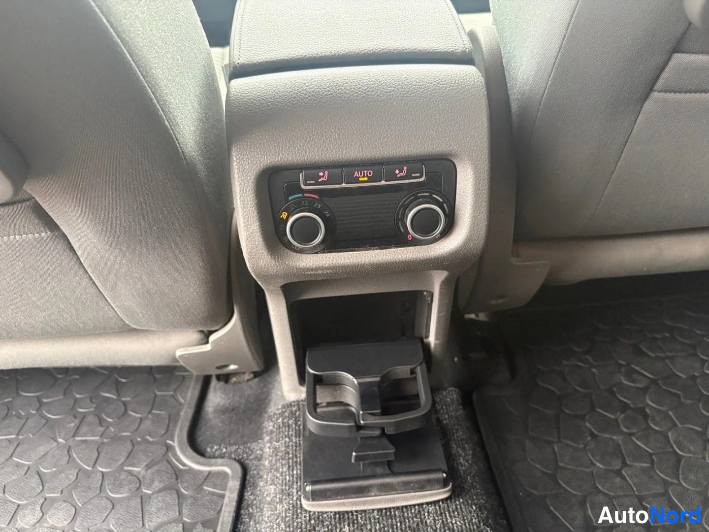 Vit Seat Alhambra 2014, detalj, bild 15