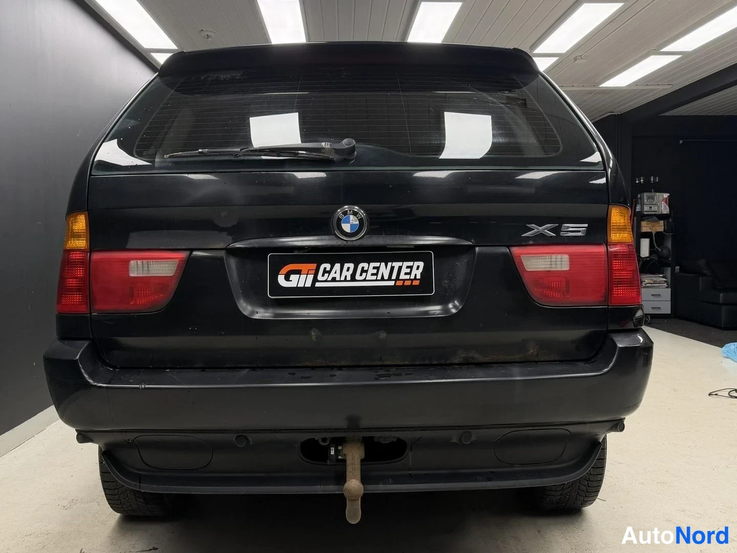 Musta BMW X5 xDrive30d 2005, takaa, kuva 6