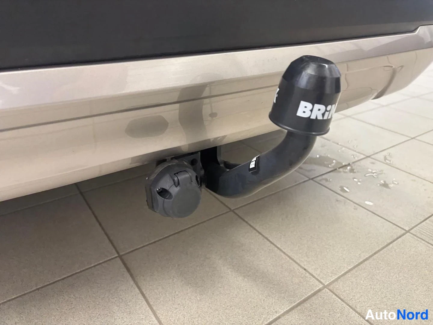 Harmaa BMW X1 xDrive25e 2020, yksityiskohta, kuva 17