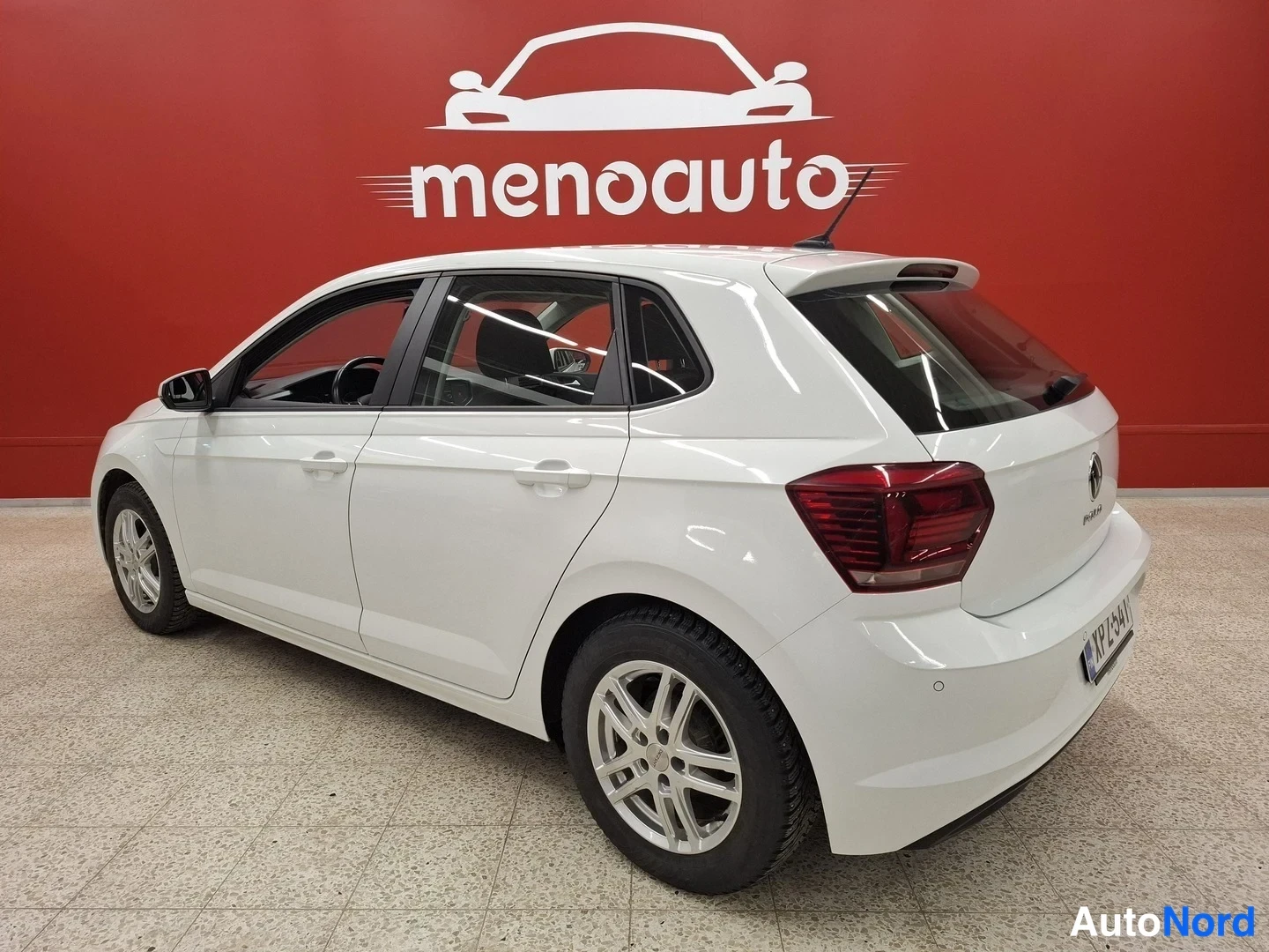 Valkoinen Volkswagen Polo 2021, takaviisto, kuva 7