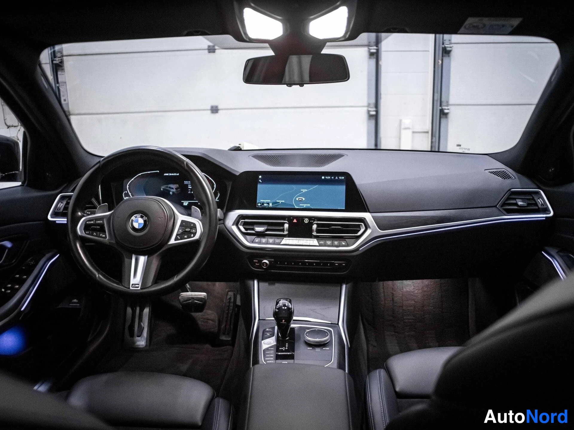 Harmaa BMW M340d xDrive 2020, ohjaamo, kuva 11