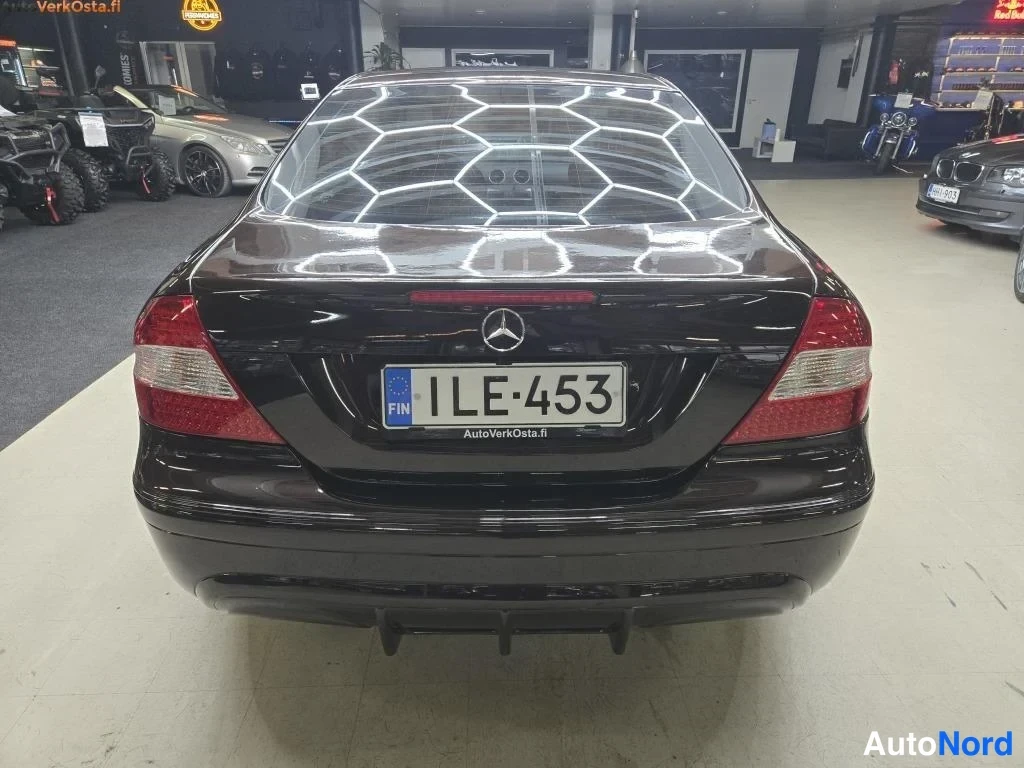 Black Mercedes-Benz CLK 270 CDI 2005, rear, photo 9