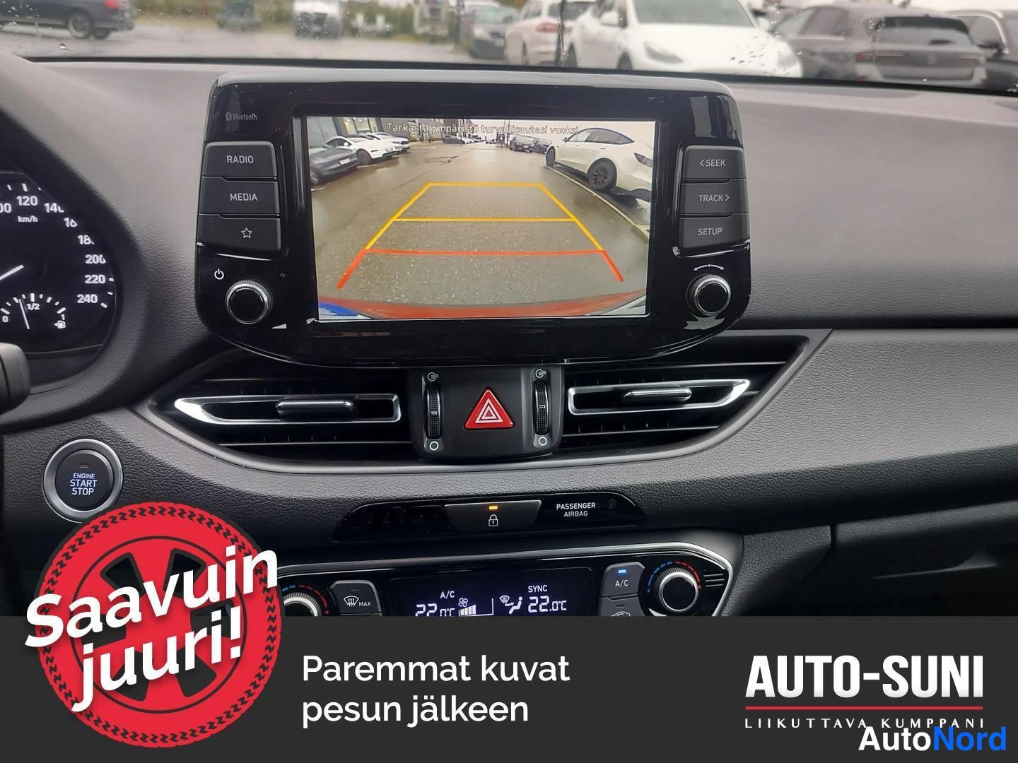 Punainen Hyundai i30 2021, ohjaamo, kuva 6