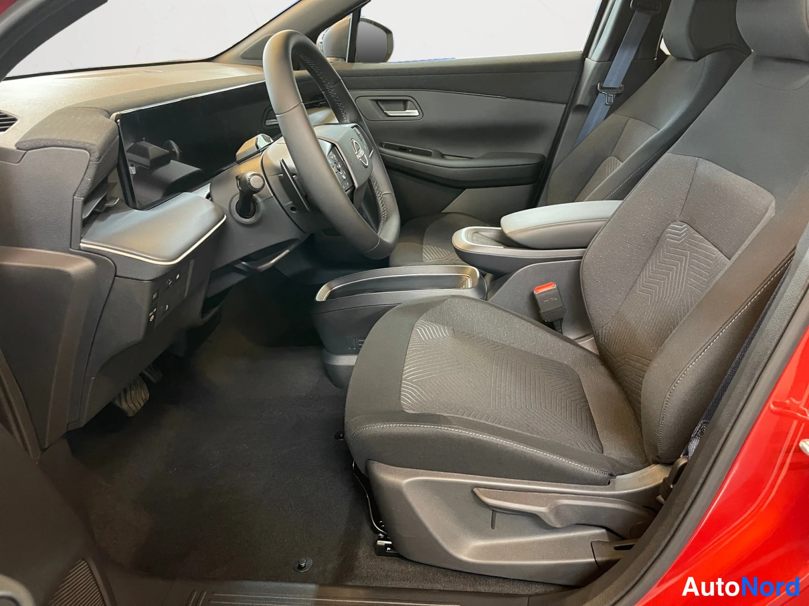 Red Nissan Leaf 2026, cockpit, photo 9