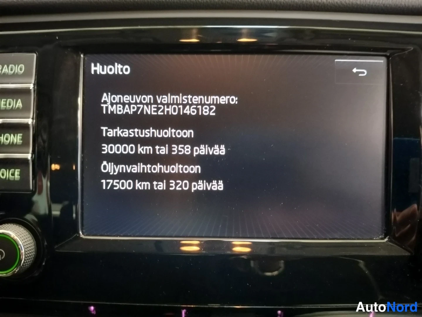 Harmaa Skoda Octavia 2017, yksityiskohta, kuva 26