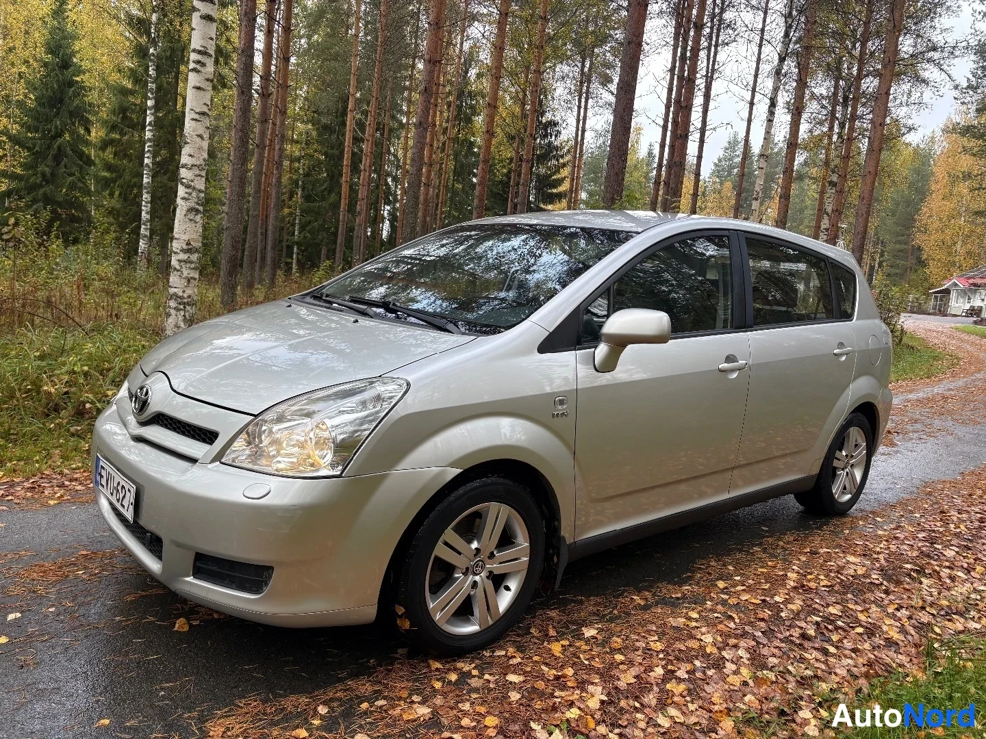 Toyota Corolla Verso 2004