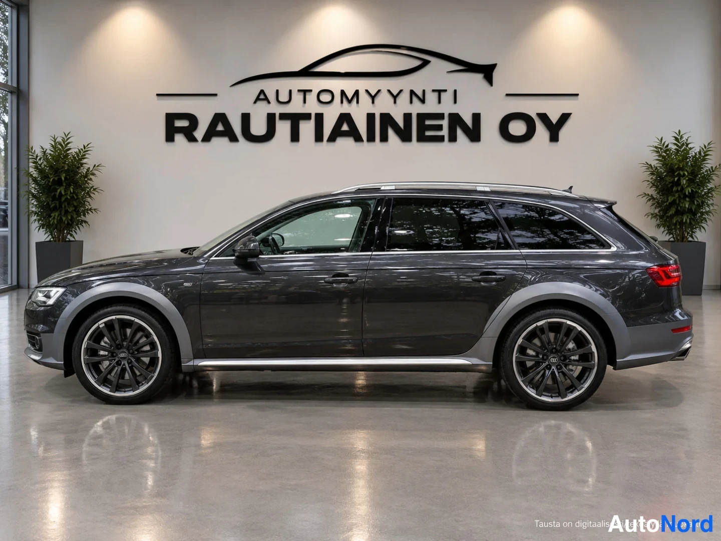 Grå Audi A4 allroad quattro 2013, från sidan, bild 3