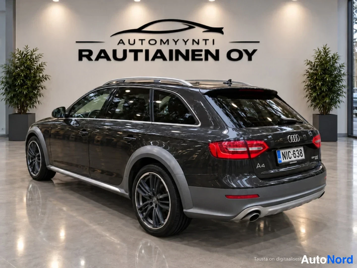 Grå Audi A4 allroad quattro 2013, snett bakifrån, bild 5