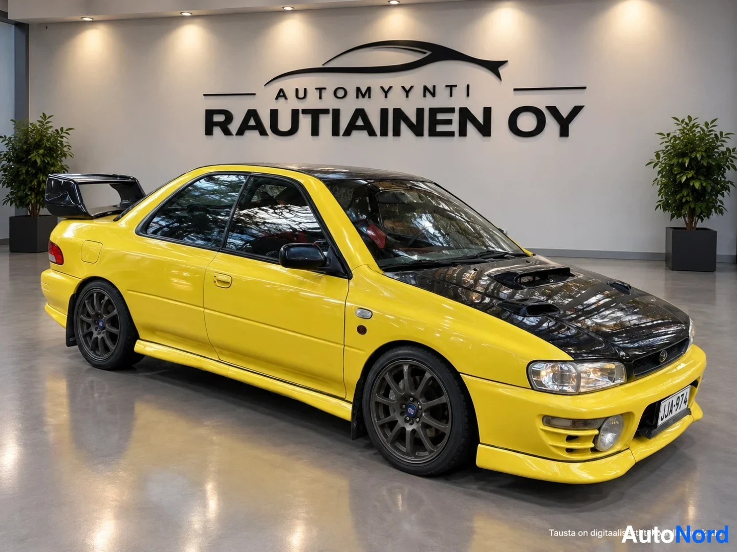 Gul Subaru Impreza 1997, snett framifrån, fronten åt höger, bild 3