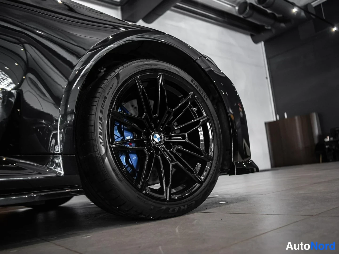 Musta BMW M2 2023, yksityiskohta, kuva 16