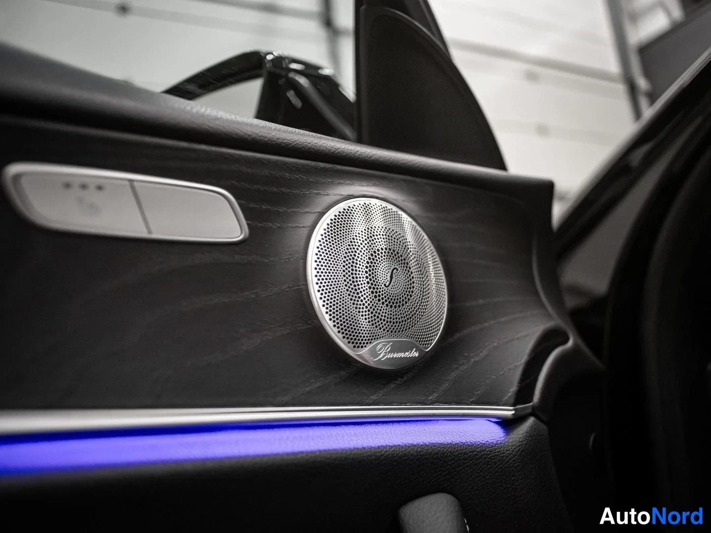 Musta Mercedes-Benz E 300 de 4MATIC 2020, yksityiskohta, kuva 16