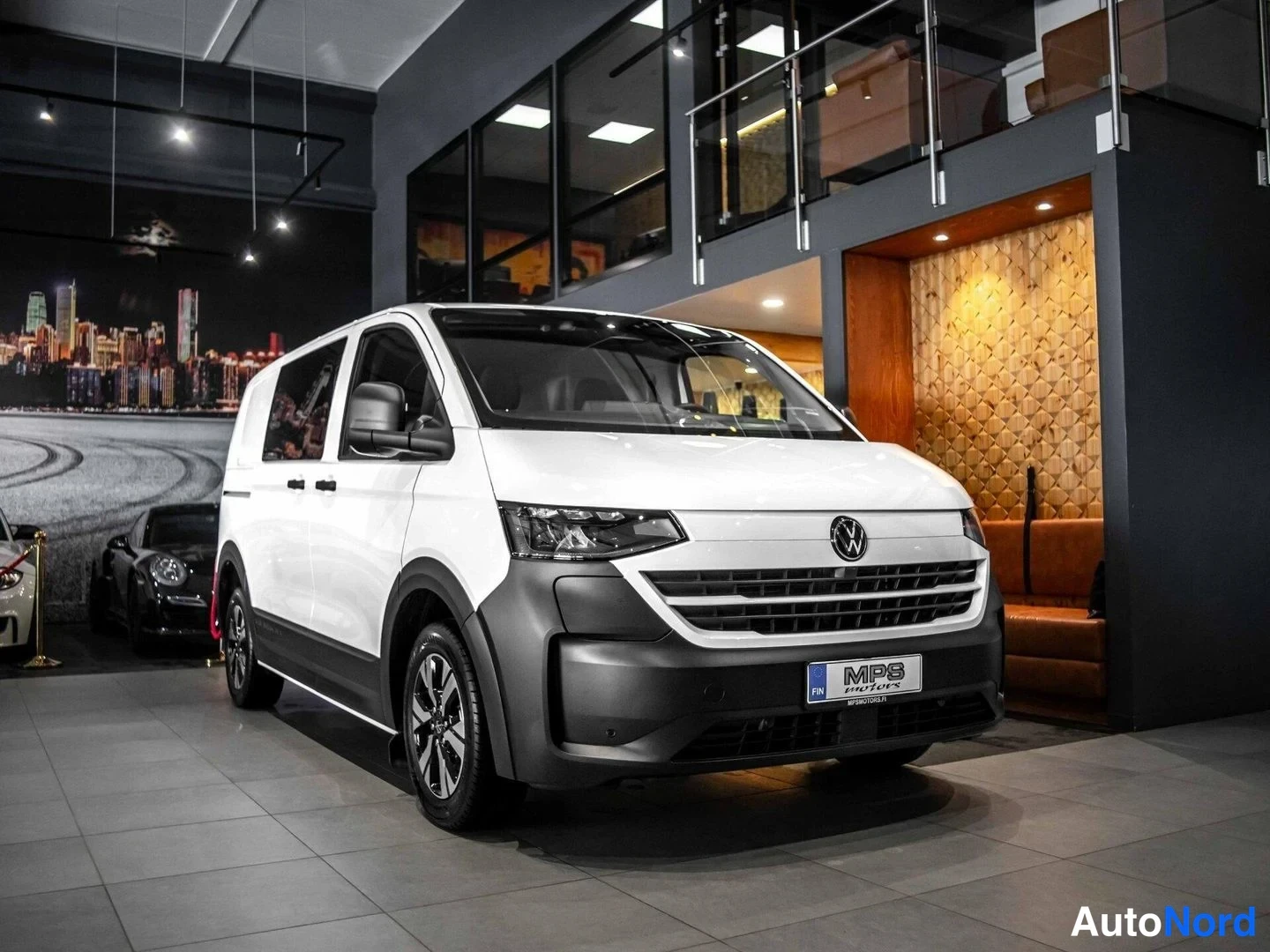 Valkoinen Volkswagen Transporter 2026, etuviisto, keula oikealle, kuva 3