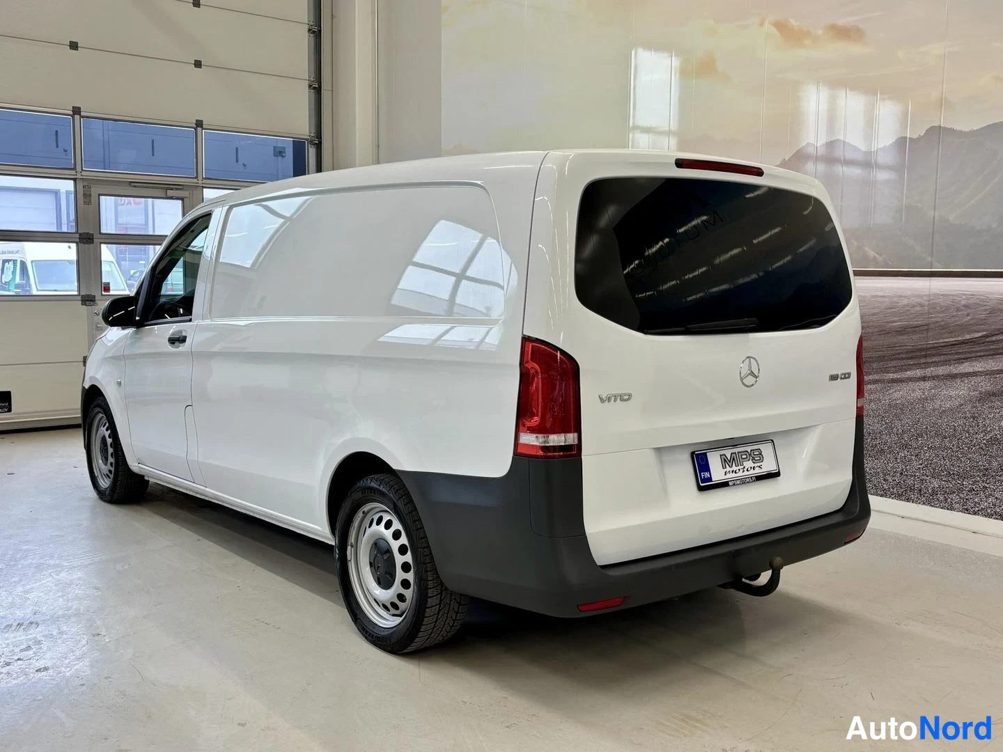 Valkoinen Mercedes-Benz Vito 119 CDI 2022, takaviisto, kuva 8
