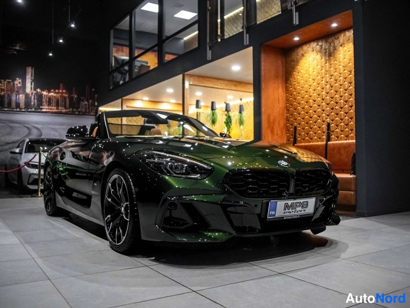 Vihreä BMW Z4 G29 2024, etuviisto, keula oikealle, kuva 4