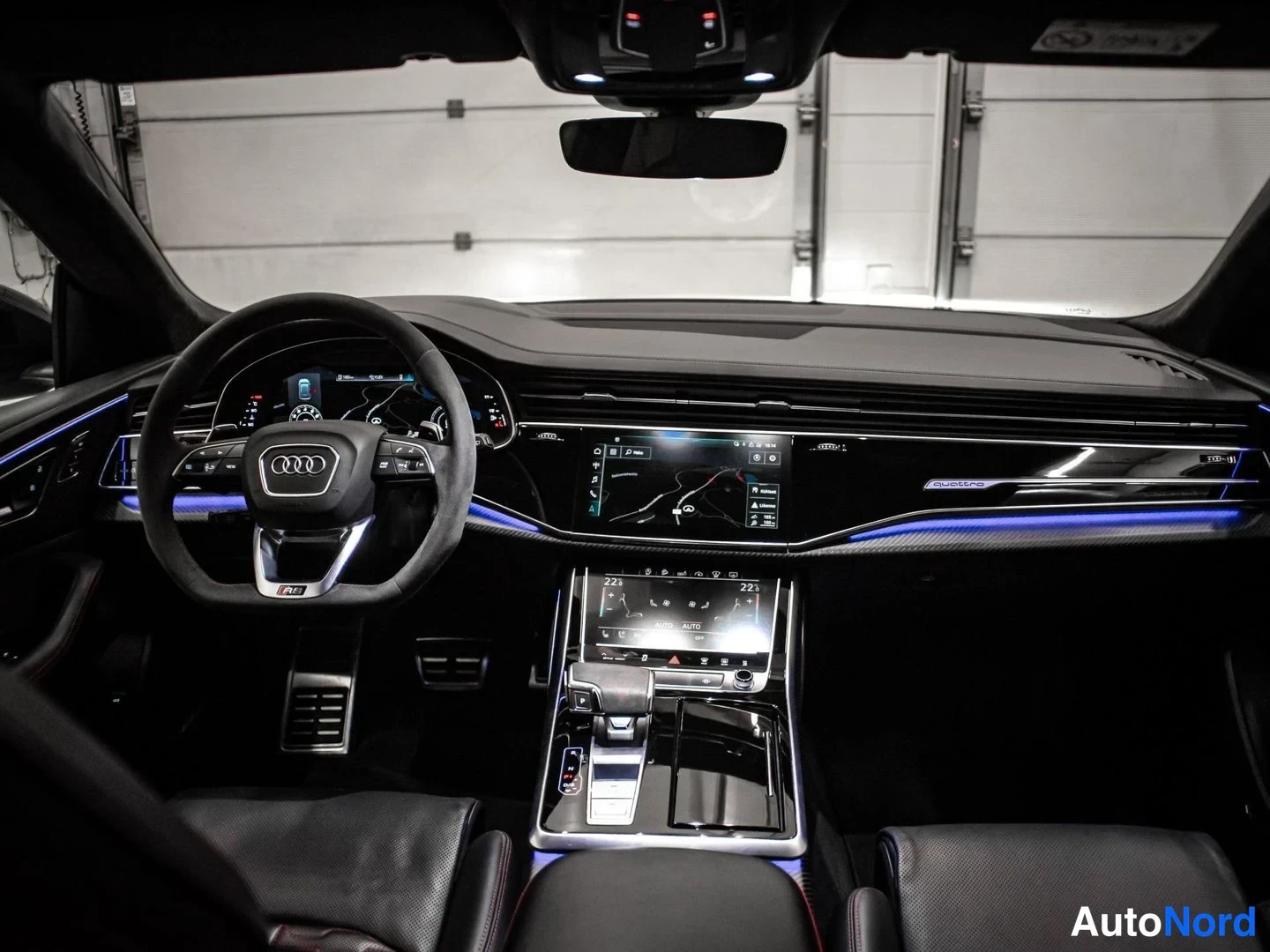 Valkoinen Audi RS Q8 2020, ohjaamo, kuva 10