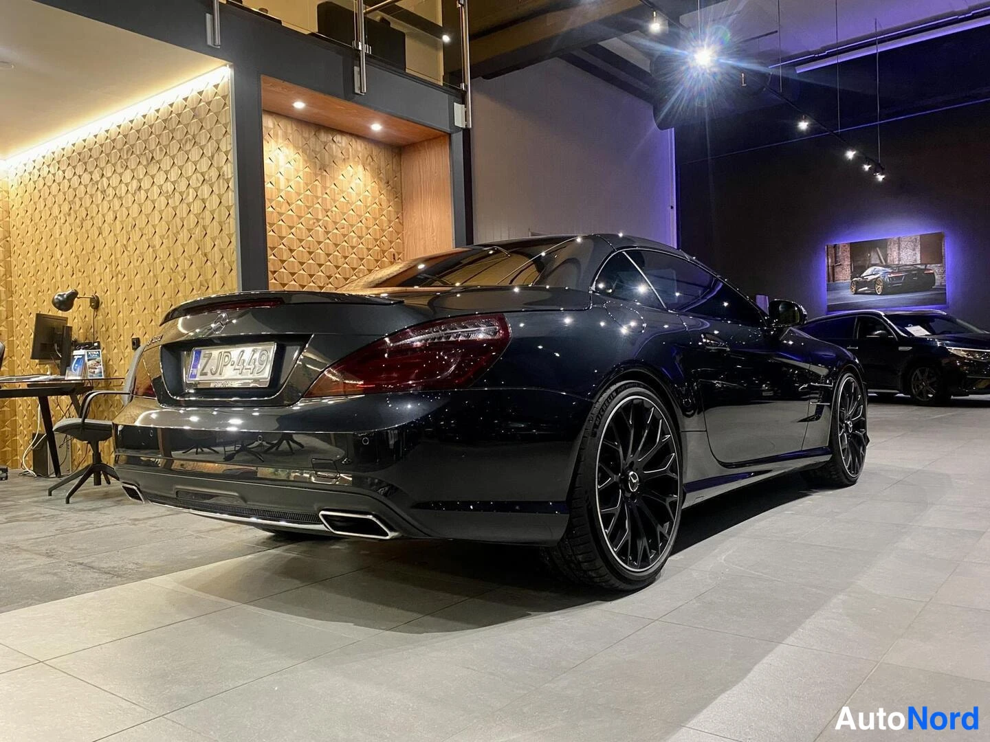 Harmaa Mercedes-Benz SL 500 2012, takaviisto, kuva 7