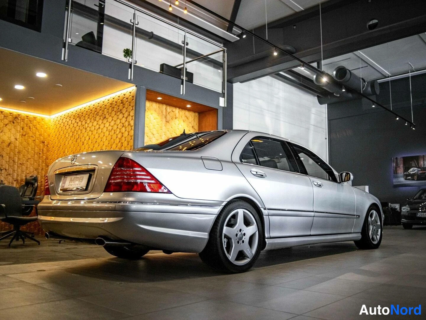 Hopea Mercedes-Benz S 600 2004, takaviisto, kuva 6