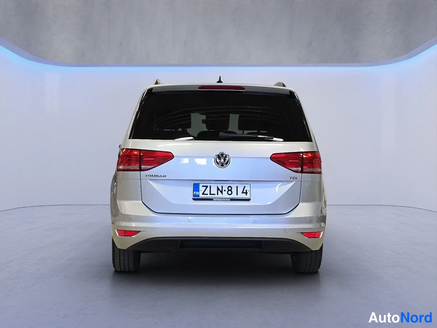 Hopea Volkswagen Touran 2017, takaa, kuva 8