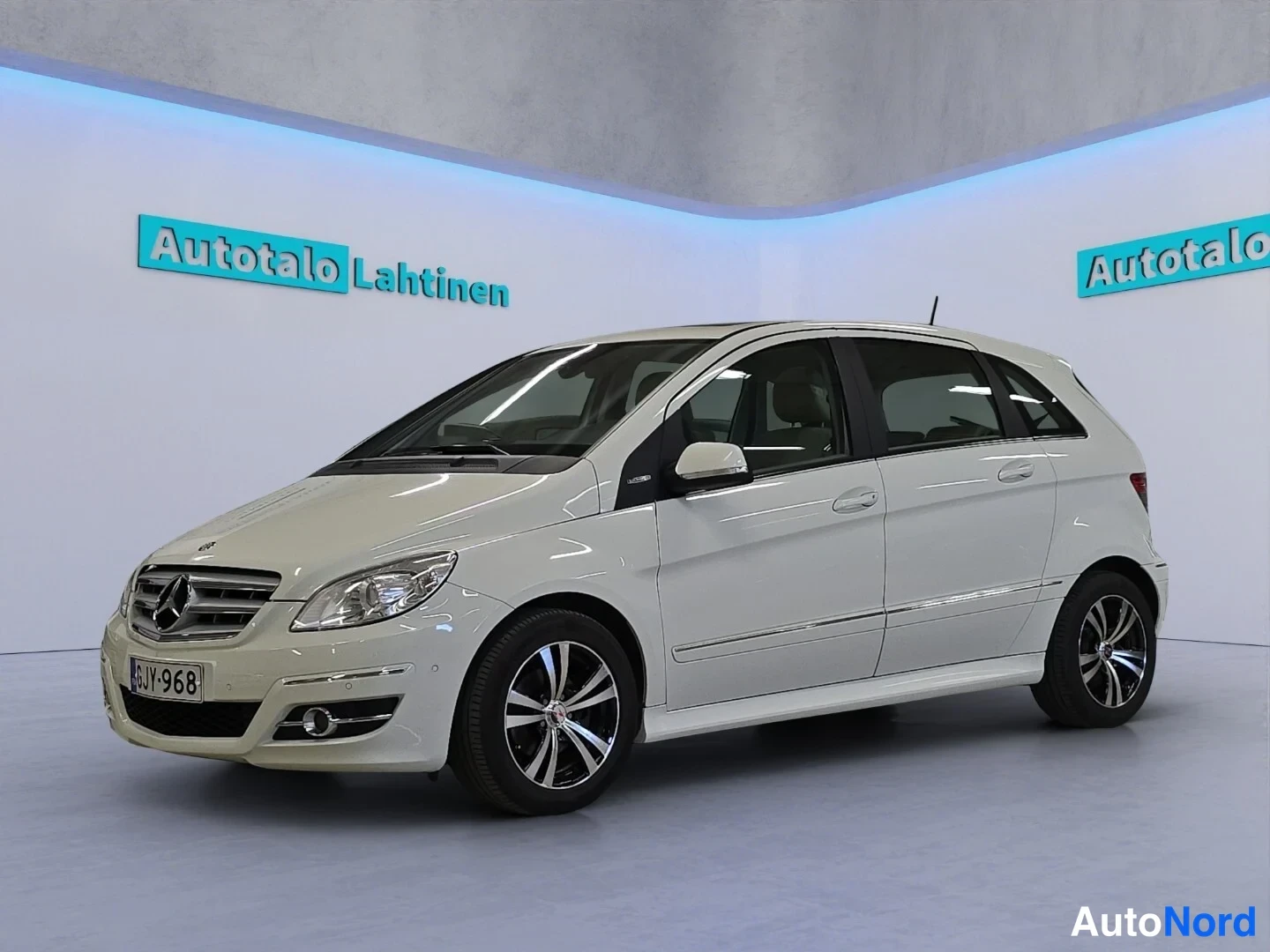 Mercedes-Benz B 2011