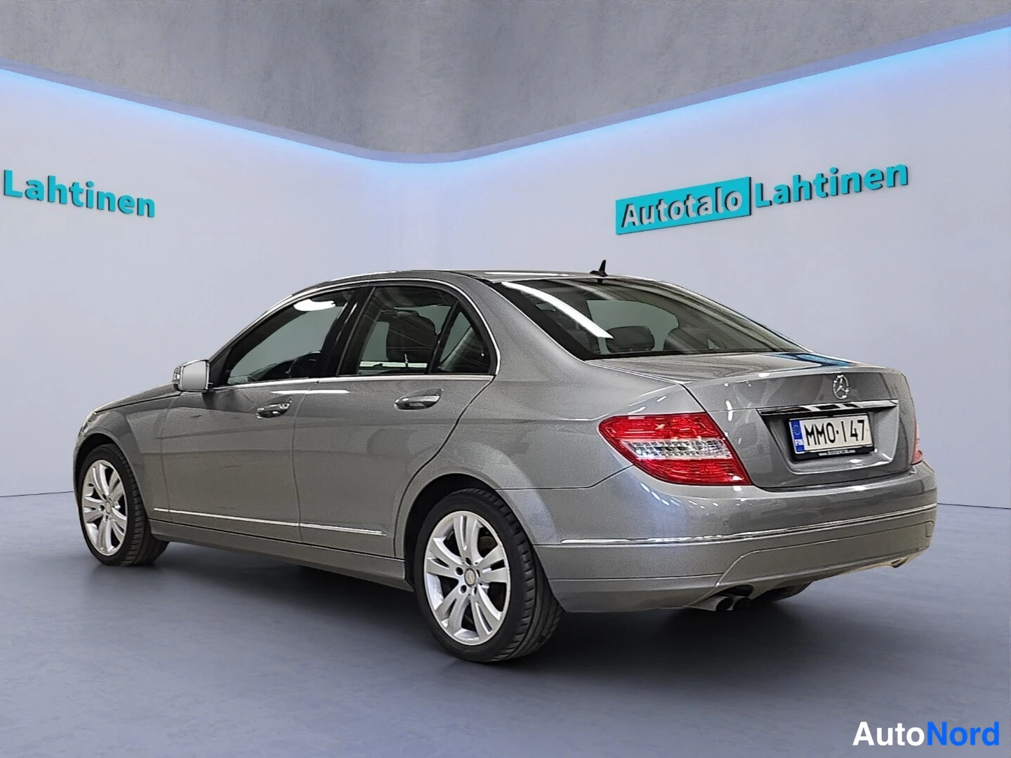 Grey Mercedes-Benz C 2009, rear three-quarter, photo 6