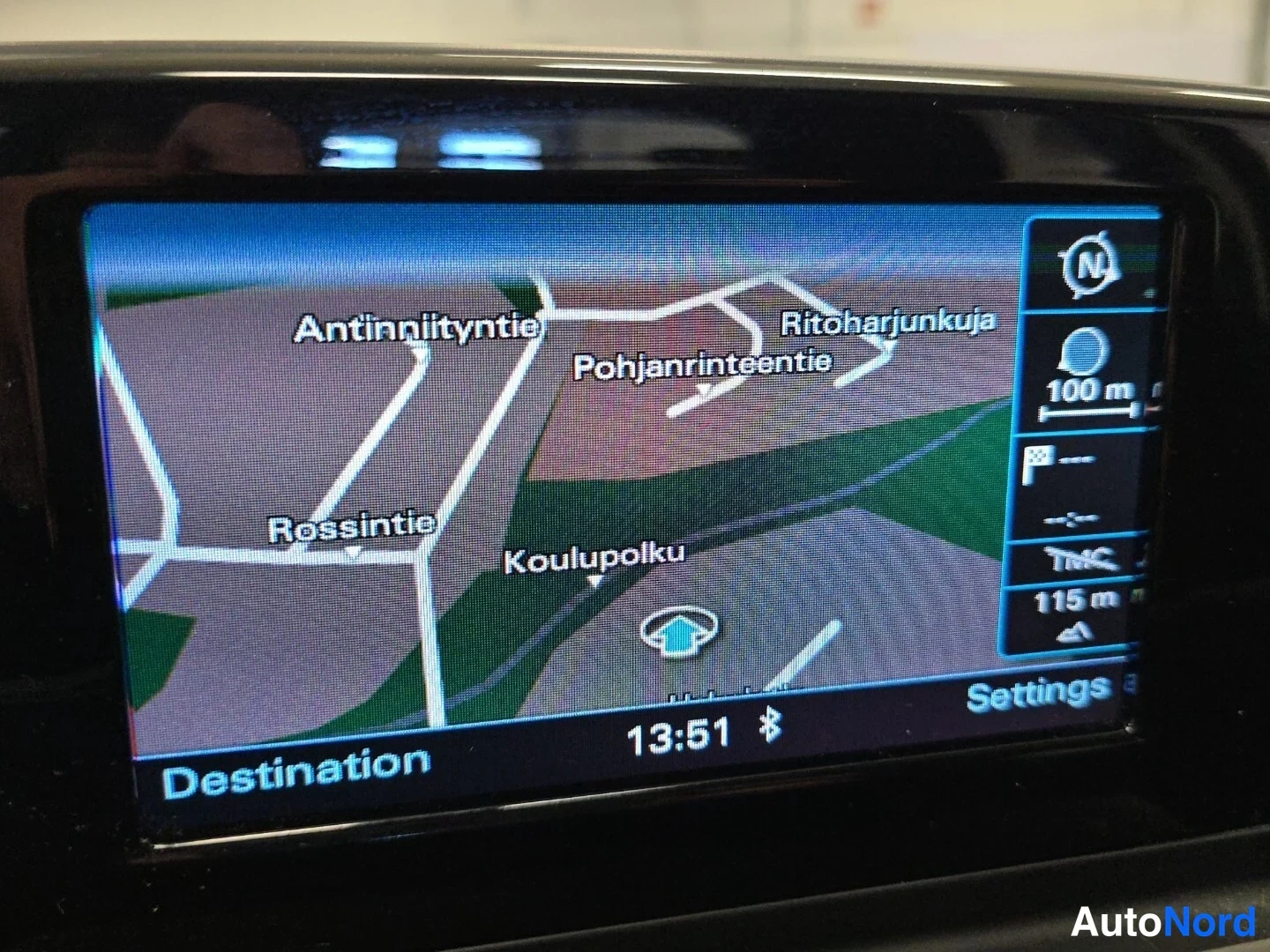 Valkoinen Audi Q3 2014, yksityiskohta, kuva 18