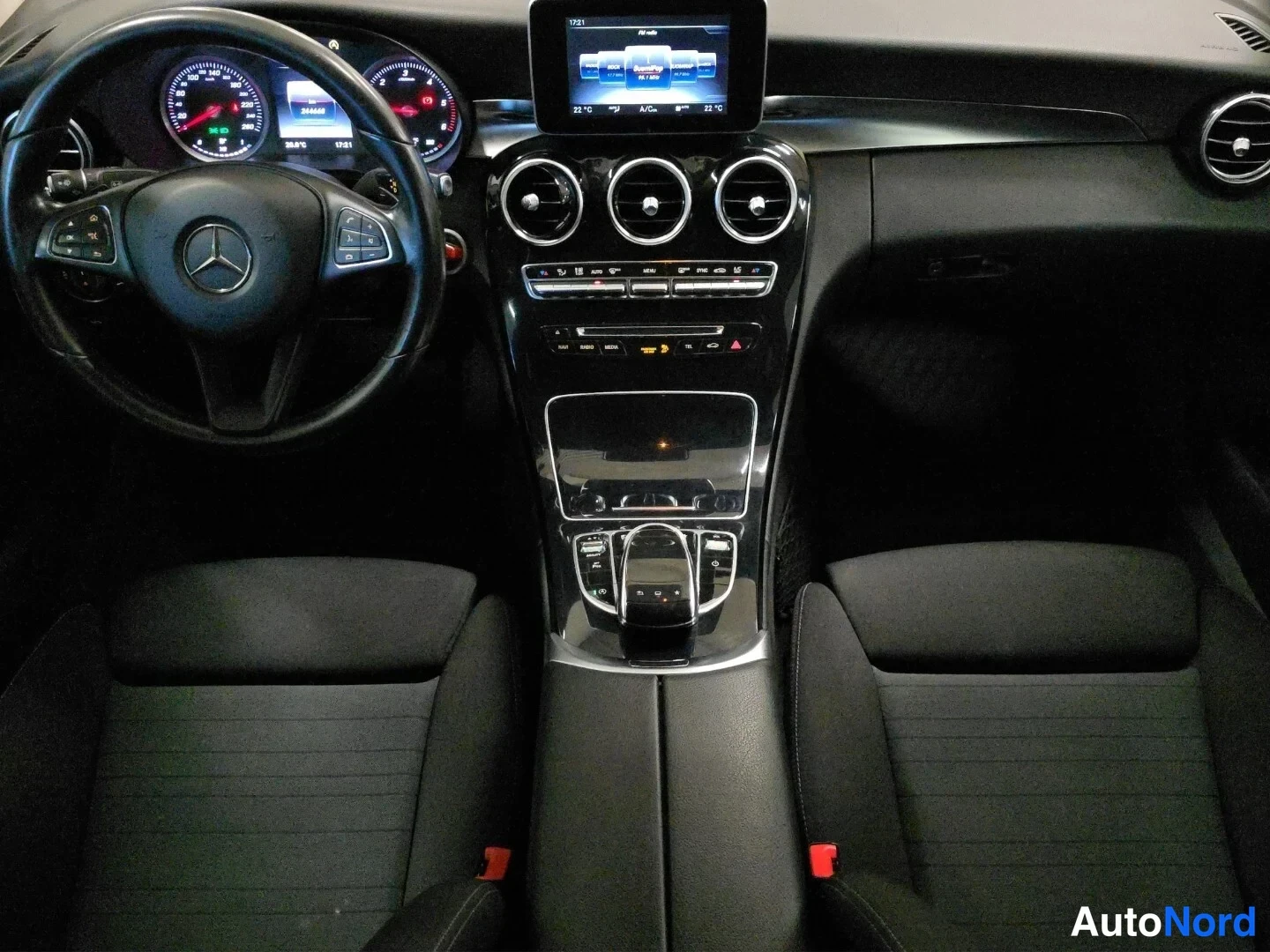 Grey Mercedes-Benz C 2015, cockpit, photo 9