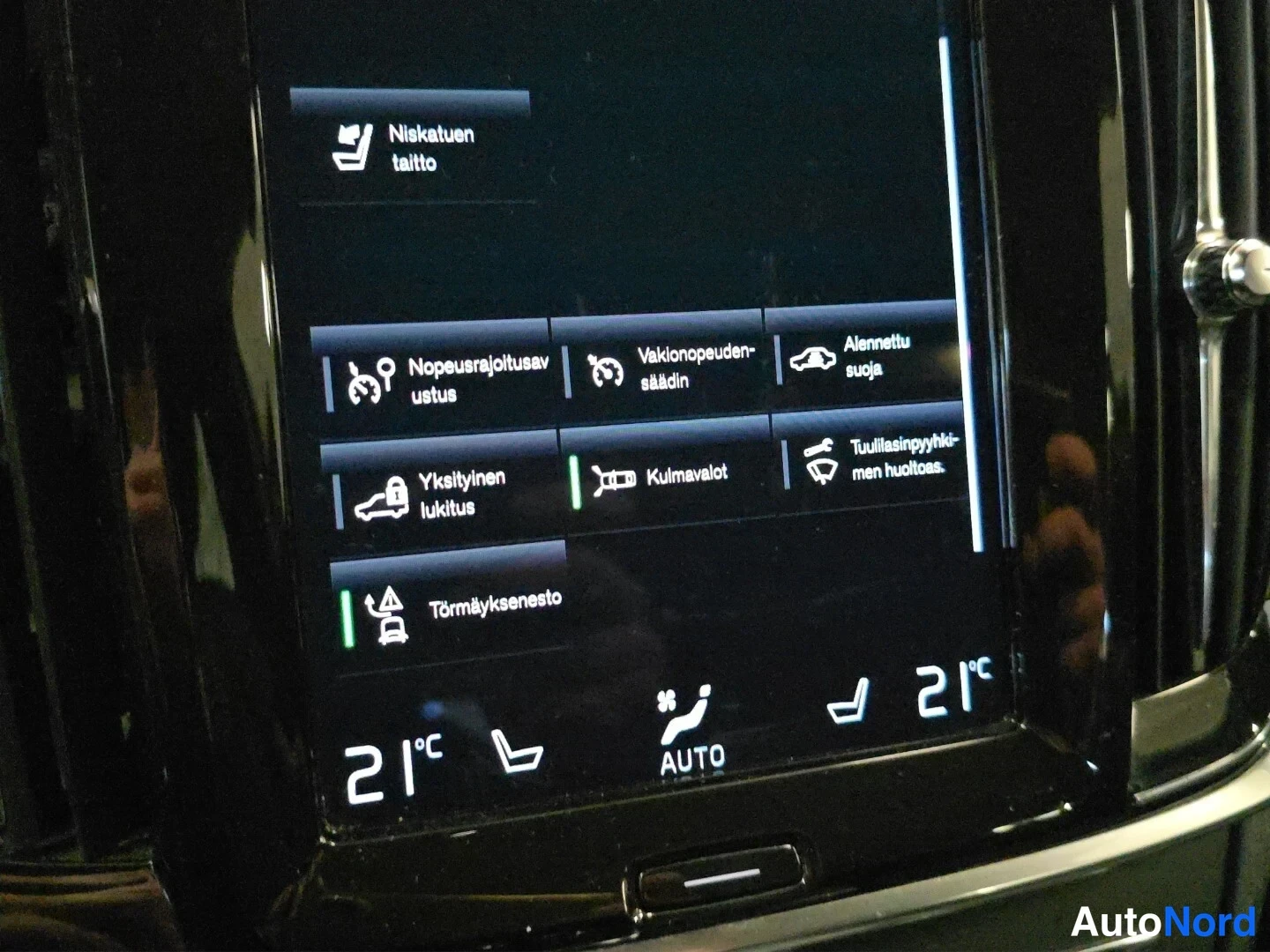 Valkoinen Volvo V90 2020, yksityiskohta, kuva 22