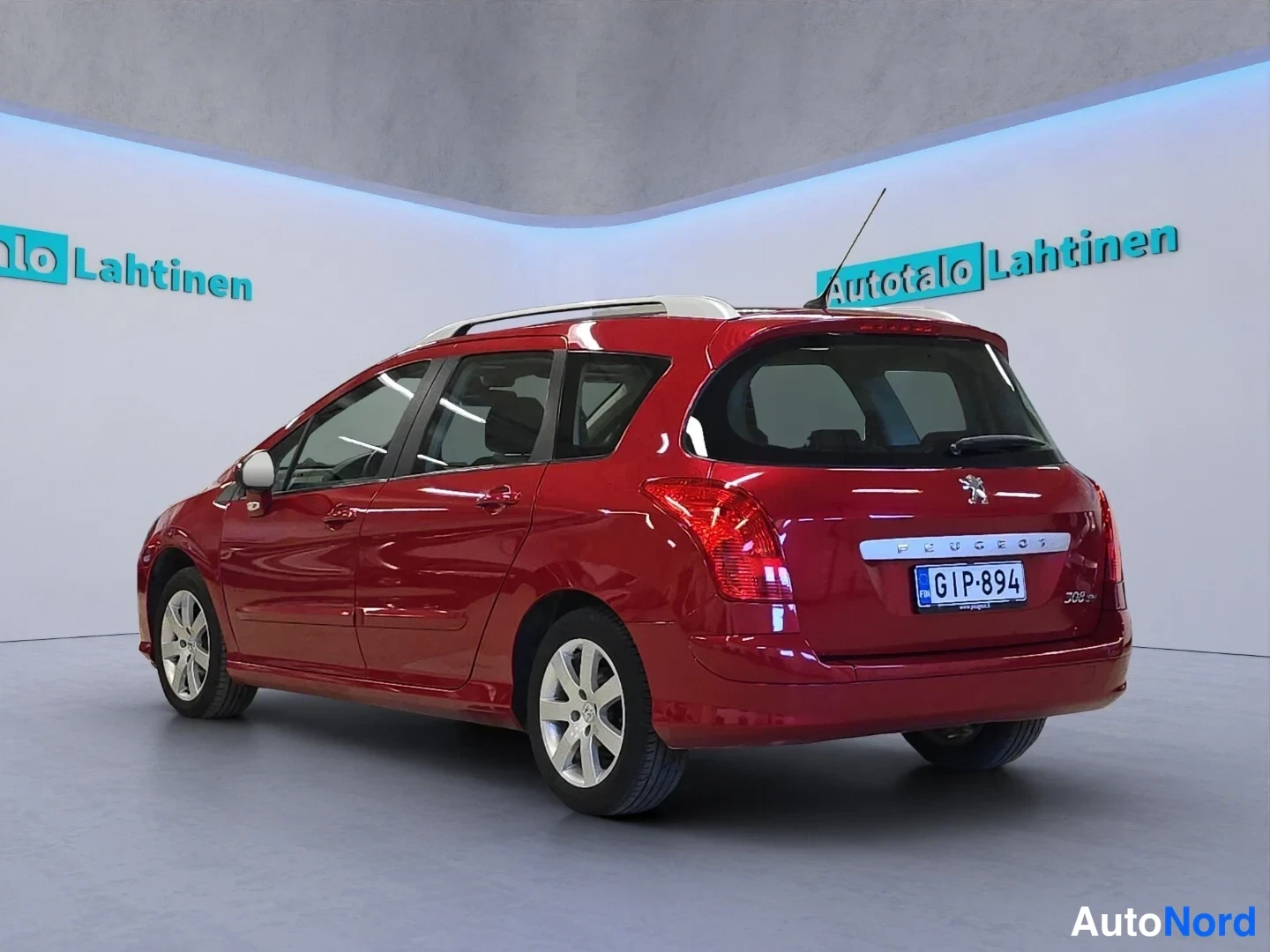 Punainen Peugeot 308 2008, takaviisto, kuva 6