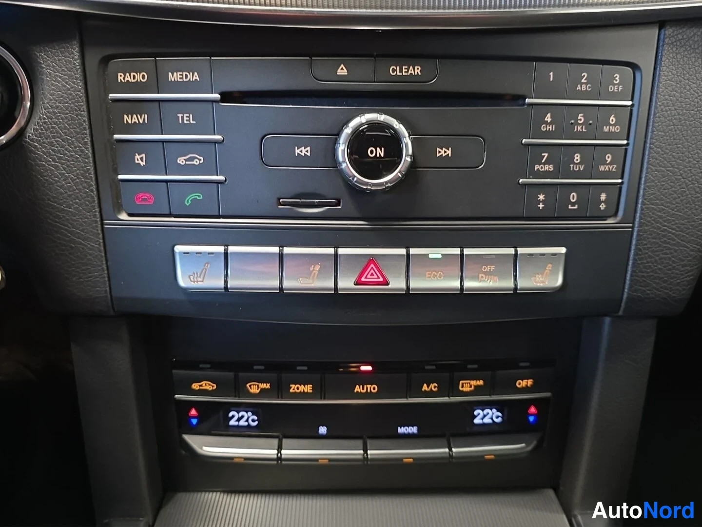 Harmaa Mercedes-Benz E 2017, yksityiskohta, kuva 18