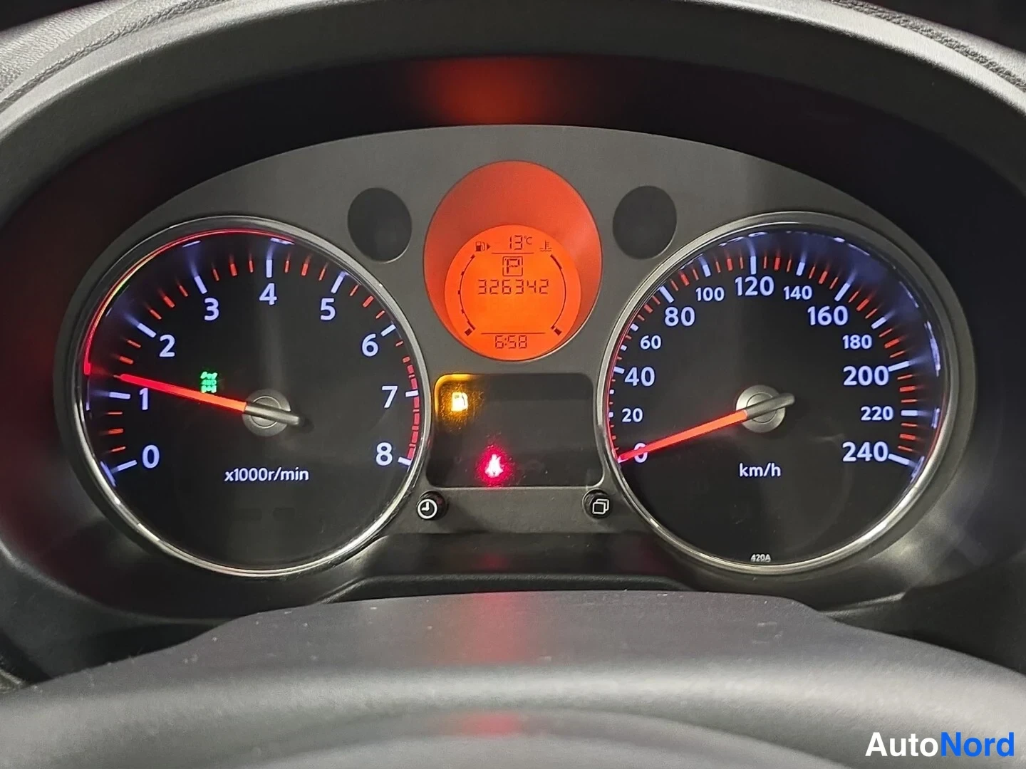 Silver Nissan X-Trail 2008, detalj, bild 15
