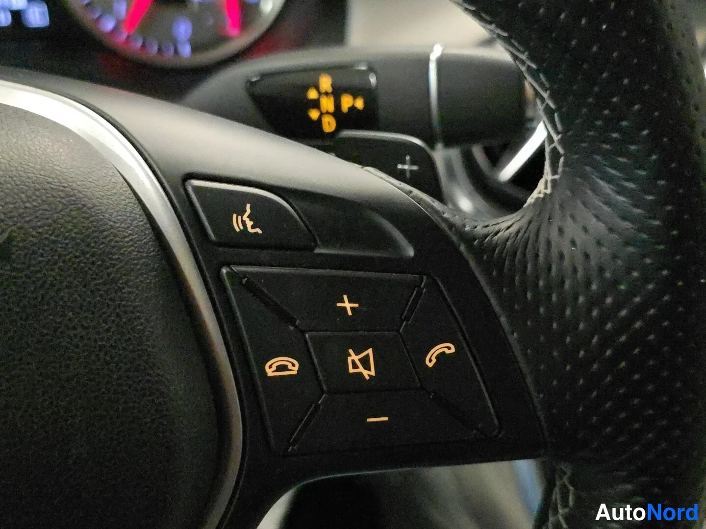 Sininen Mercedes-Benz A 2013, yksityiskohta, kuva 18