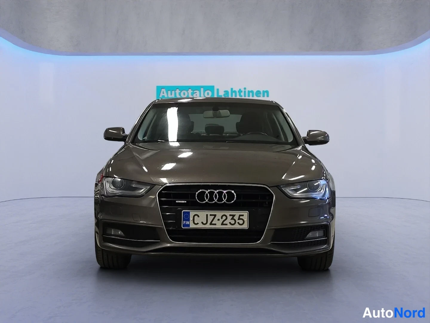 Grey Audi A4 2015, front, photo 4