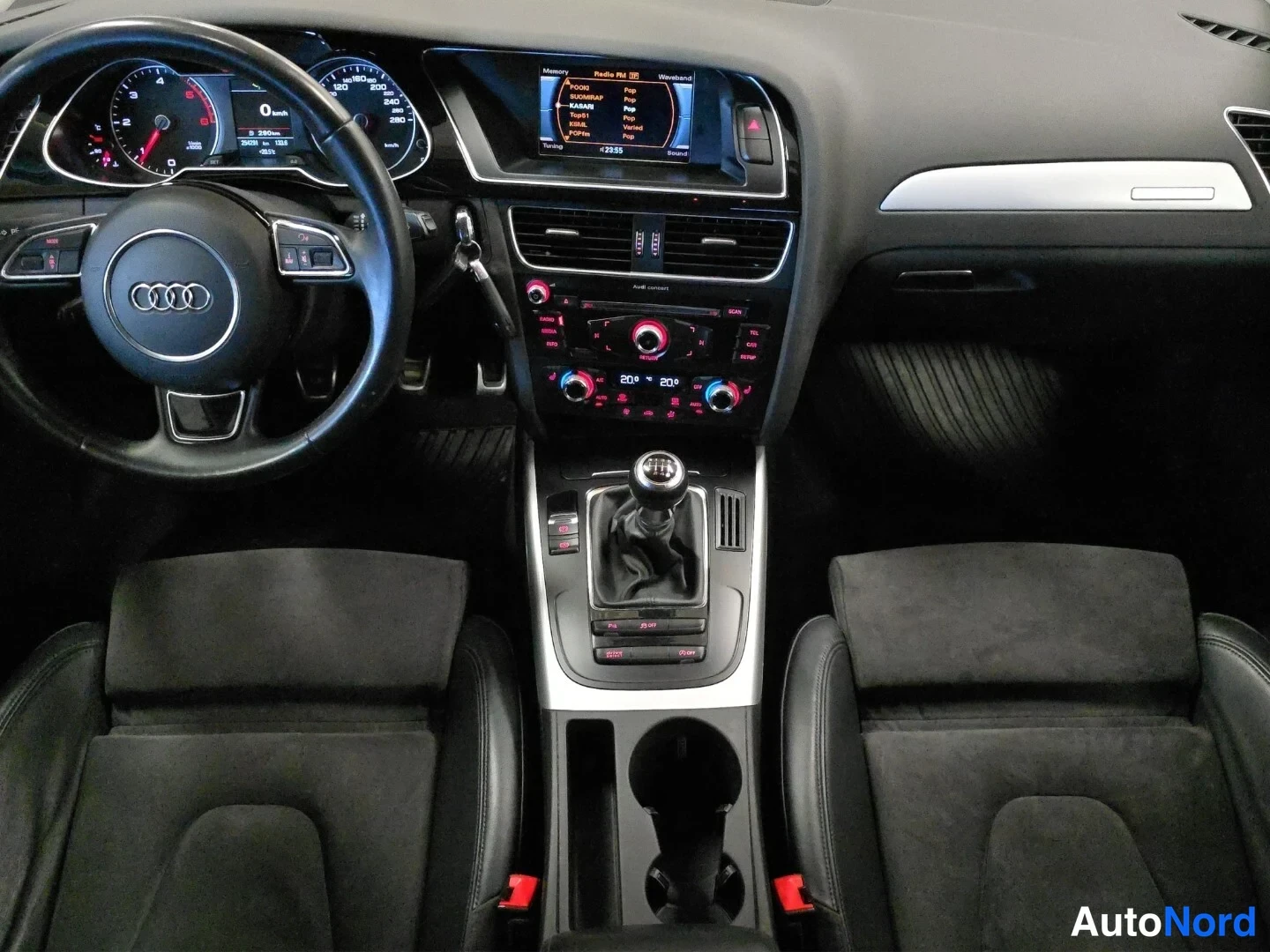 Grey Audi A4 2015, cockpit, photo 9